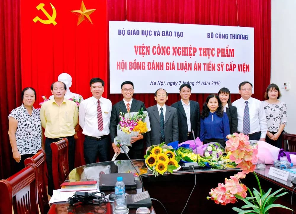 Bảo Vệ Luận Án Tiến Sỹ Cấp Viện Của Nghiên Cứu Sinh Vũ Đức Chiến