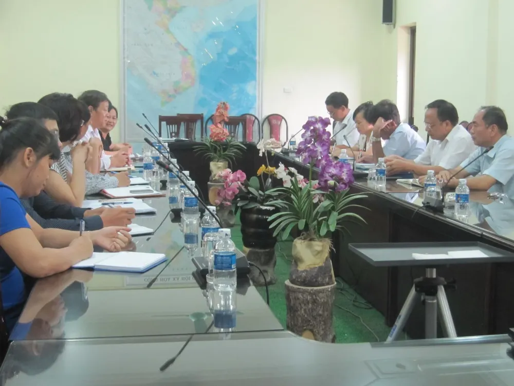 Viện Nghiên Cứu Da – Giày Đến Thăm Và Làm Việc Tại Viện Công Nghiệp Thực Phẩm